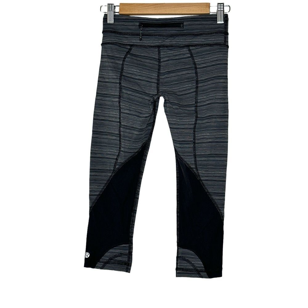 Lululemon Leggings Women's Run Inspire Crop Mesh Striped Gray Size 4 Inseam 19"